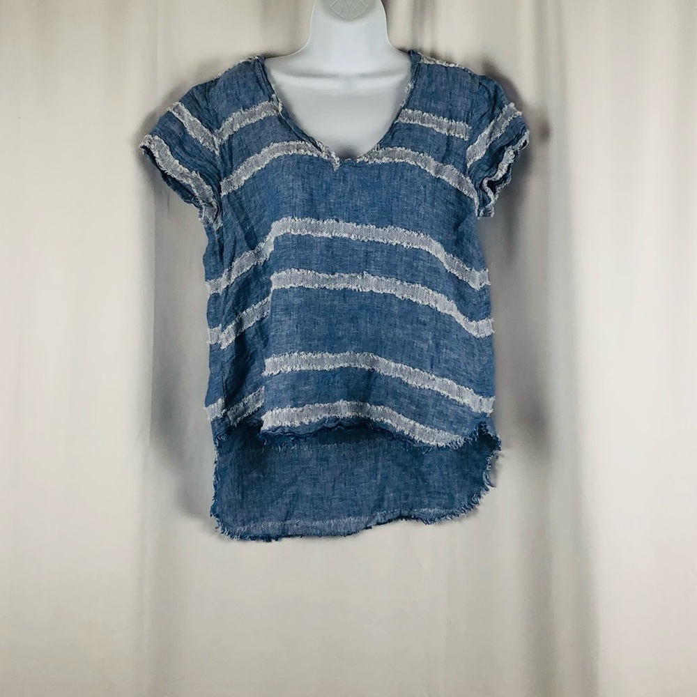Bella Dahl textured striped Linen blend short sleeve longer in back top M
